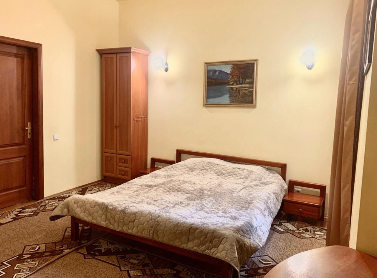 Apartament-Minihotel Elpida Lviv Eksteriør billede